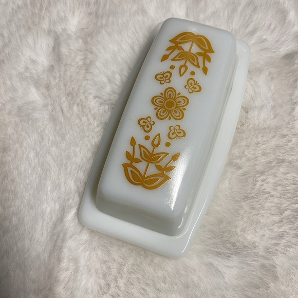 Vintage Pyrex and Corning butterfly gold dishes butter sugar creamer - Picture 2 of 15